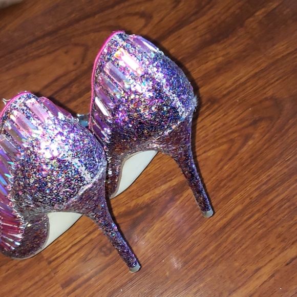 blinged out steve madden heels - Picture 4 of 4